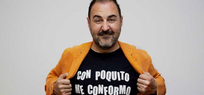 Cartel Con poquito me conformo