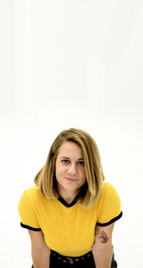 Entrevista con la cómica y guionista Henar Álvarez sobre humor feminista, los límites del humor y la situación política