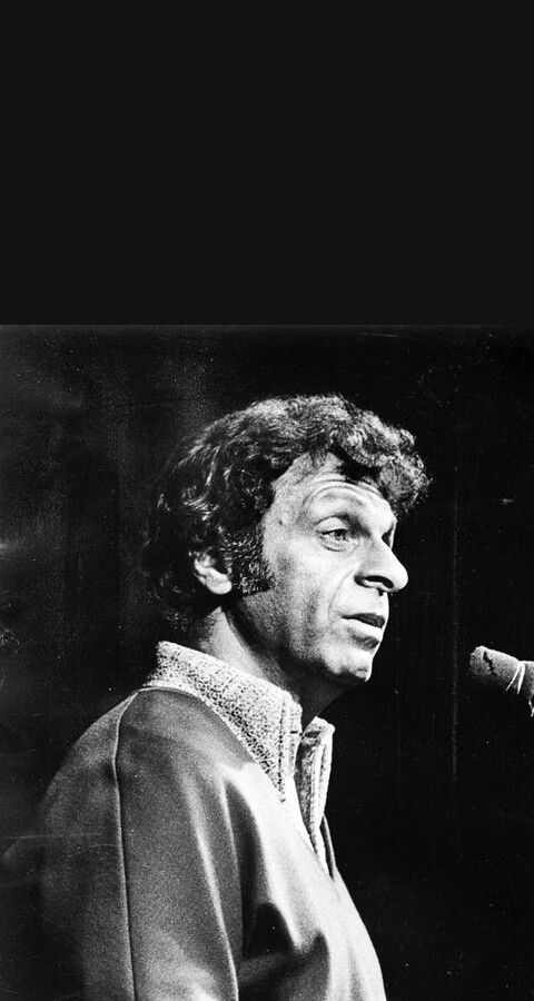 Mort Sahl: Cómico y sátiro legendario muere a los 94 años [ENG]