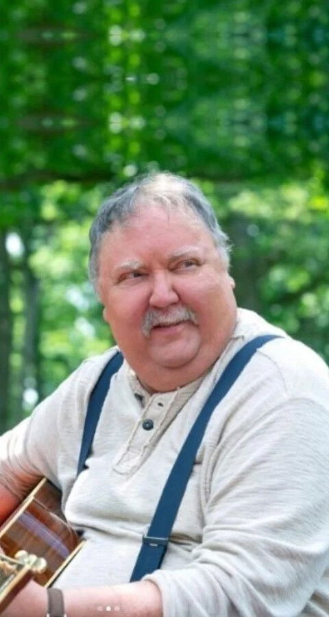 Muere el actor Mike Hagerty (‘Friends’, 'Brooklyn Nine-Nine', 'Seindfeld') a los 67 años