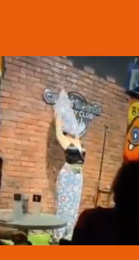 ¿Qué ha pasado en el Crackhouse Comedy Club de Malasia y por qué han detenido a una cómica, a su novio y han cerrado el club?