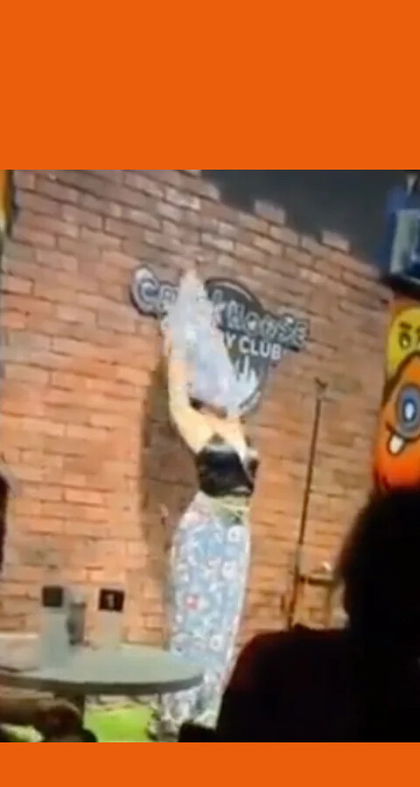 ¿Qué ha pasado en el Crackhouse Comedy Club de Malasia y por qué han detenido a una cómica, a su novio y han cerrado el club?