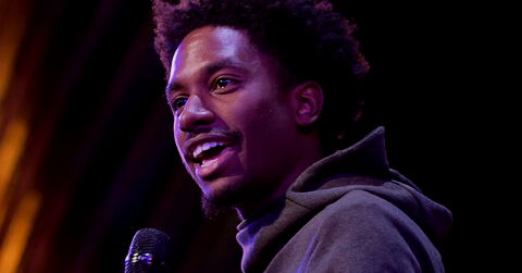 Muere a los 28 años el cómico Jak Knight ('Big Mouth', 'Black-ish', 'Bust Down' )