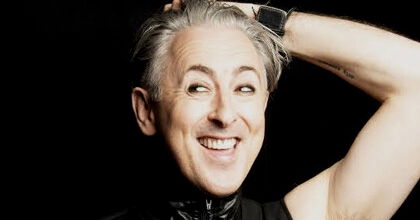 Alan Cumming estrenará "Club Cumming Presents A Queer Comedy Extravaganza" en Showtime [ENG]